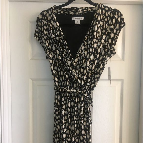 NWT Liz Claiborne Dress - Picture 1 of 3